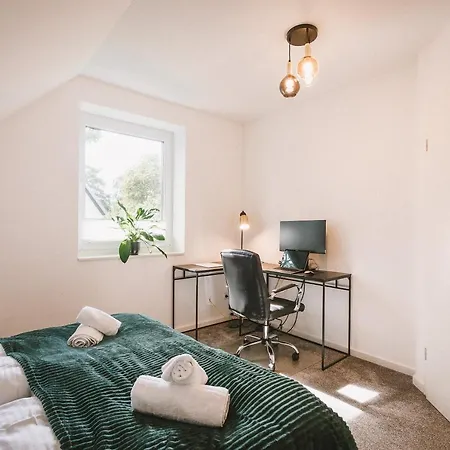 Luxury Design Eco House In With Garden - Terrace - Office - Smart Tv With Netflix Сasa de vacaciones